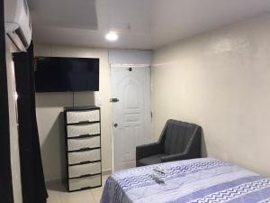 lugar comodo y barato