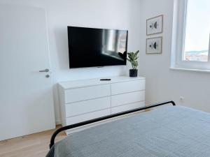 3 Bedroom Apartment La Casa Marcina