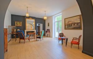 Nice Home In Gans With Kitchen