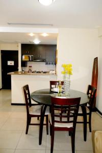 Ecusuites Torre sol mall del sol