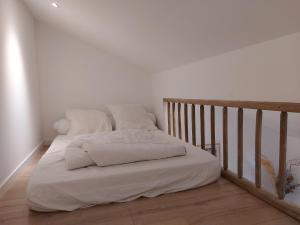 Maisons de vacances Gite spacieux a Happonvilliers avec jardin privatif, accueil jusqu-a 14 personnes, animaux admis - FR-1-581-139 : photos des chambres