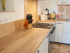 Maisons de vacances Gite spacieux a Happonvilliers avec jardin privatif, accueil jusqu-a 14 personnes, animaux admis - FR-1-581-139 : photos des chambres