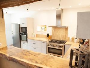 Maisons de vacances Gite spacieux a Happonvilliers avec jardin privatif, accueil jusqu-a 14 personnes, animaux admis - FR-1-581-139 : photos des chambres