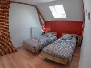Maisons de vacances Gite spacieux a Happonvilliers avec jardin privatif, accueil jusqu-a 14 personnes, animaux admis - FR-1-581-139 : photos des chambres
