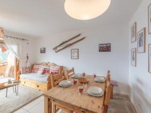 Appartements Chalet Savoyard pour Familles - Centre Huez - FR-1-645-76 : photos des chambres
