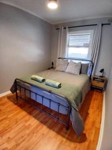 Cozy home with hot tub & fruit garden