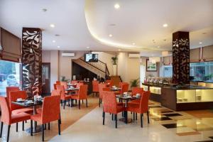 IPB Convention Hotel Botani Square