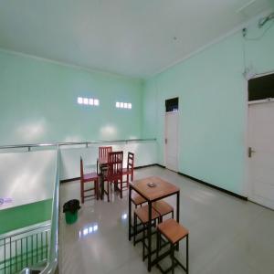 Djati Homestay Redpartner near Gor Djarum Kudus