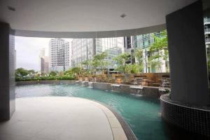 Avant at the Fort BGC 1BR Flr to Ceiling Cor Unit with Great View
