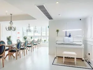 angzhou Jianzhi Erqi Youth Hostel Baoshan Bridge Branch - 湖州