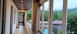 Hornbill Castle