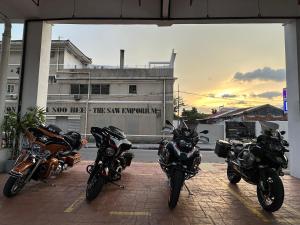 C Y C Heritage Hotel