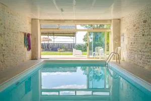 Grand gite 16 personnes - Saint-Jean-dʼAngle