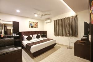 Hotel WK Comfort - Near White Clove