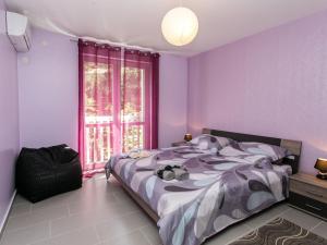 Apartment Lapad Bay- Luxury Two-Bedroom Apartment with Balcony Black-Ivani evi
