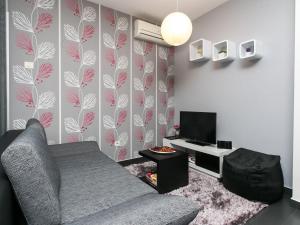 Apartment Lapad Bay- Luxury Two-Bedroom Apartment with Balcony Black-Ivani evi