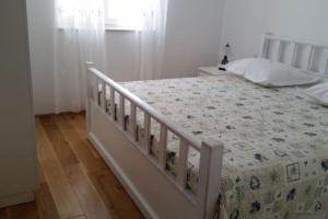 Apartments Villa Rustica ST - Two-Bedroom Apartment with Balcony and Shared Pool prizemlje