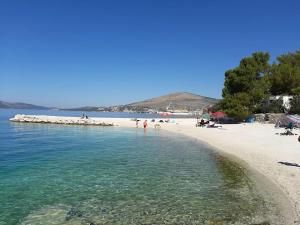 Apartments Villa Kameja - One Bedroom Apartment with Balcony and Sea View Plavi