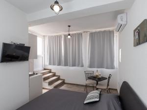 Apartments Life - Studio Apartment