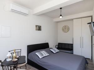 Apartments Life - Studio Apartment