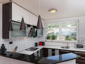 Apartment The Big Chill - Three Bedroom Apartment with Terrace, Balcony and Jacuzzi