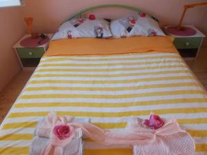 Apartments Sunce - One Bedroom Apartment with Terrace and Sea View