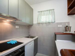 Holiday home Ingrid - Four Bedroom Holiday Home with Pool