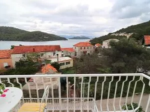 Apartments Nodilo - Comfort One Bedroom Apartment with Balcony and Sea View Apt 3 - Polače