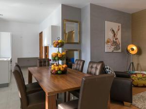 Apartment Frankies Place - Two-Bedroom Apartment with Terrace and Sea View