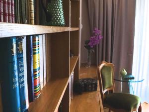 Luxury Suite Jasmin-Two Bedroom Suite with Hot Tub