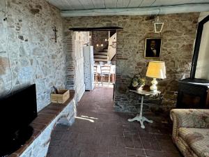 Stone House in Chiatri with Lake Views