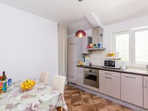 Ana Apartment - One Bedroom Apartment with Balcony