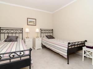 Apartments Gaura - One-Bedroom Apartment with Terrace