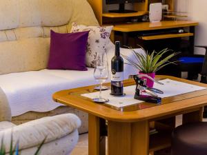 Apartment Veronika - One Bedroom Apartment with Terrace