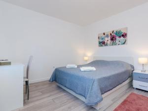 Apartment Veronika - One Bedroom Apartment with Terrace