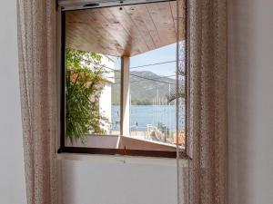 Apartment Nina & Kate - Comfort One Bedroom Apartment with Terrace and Sea View