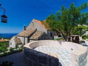 Apartment with sea view in Orasac