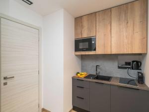 Apartments Villa Royale - Studio Apartment with Sea View