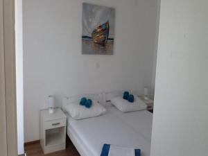 Villa Nika-Five Bedroom Villa with Pool