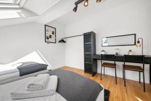 BackHome - BUSINESS&FAMILY - Parken, 3-Zimmer, SmartTV, Balkon, Waschmaschine, ruhige Stadtrand-Lage, Netflix, 60qm, 24h Checkin