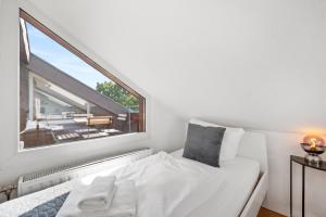 BackHome - BUSINESS&FAMILY - Parken, 3-Zimmer, SmartTV, Balkon, Waschmaschine, ruhige Stadtrand-Lage, Netflix, 60qm, 24h Checkin