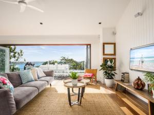 Luxury on the Hill, Noosa Heads