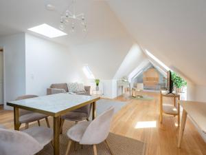 Sanders Regent - Adorable One-Bedroom Apartment Near Central Square