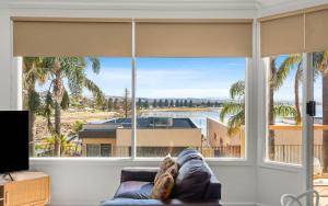 108 At The Bluff - 123 Franklin Pde, Encounter