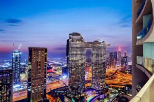 FIRST CLASS 2BR Stunning City Views - Hotel 4 stelle a Dubai