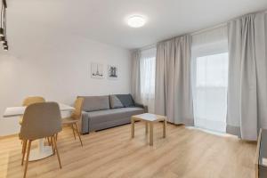 Pilot Apartment - With parking