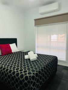 The Cottage Motor Inn Albury CBD