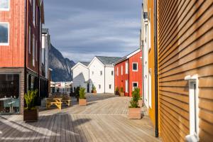 Henningsvær Bryggehotell - by Classic Norway Hotels
