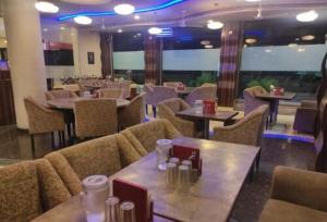 SAIBABA INTERNATIONAL SUPREME Hotel