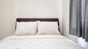 Comfort Living 3BR Apartment with Pool View at Mediterania Palace Residences By Travelio